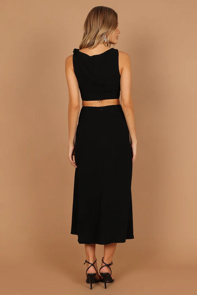 Black Cutout Waist Midi Dress