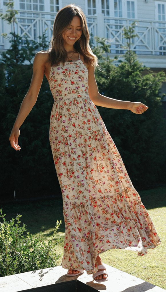 Delicate Floral Backless Maxi Dress