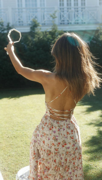 Delicate Floral Backless Maxi Dress