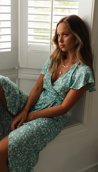 Green Floral Waist-Tie Surplice Hi-Lo Dress