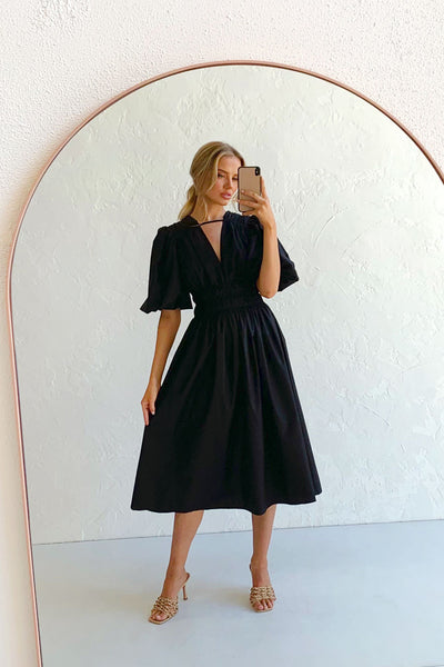 Black Short Sleeves Midi Dress