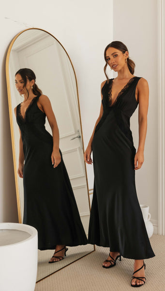 Tempest Maxi Dress (Black)