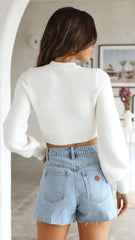 White Ribbed Knit Long Sleeves Crop Top