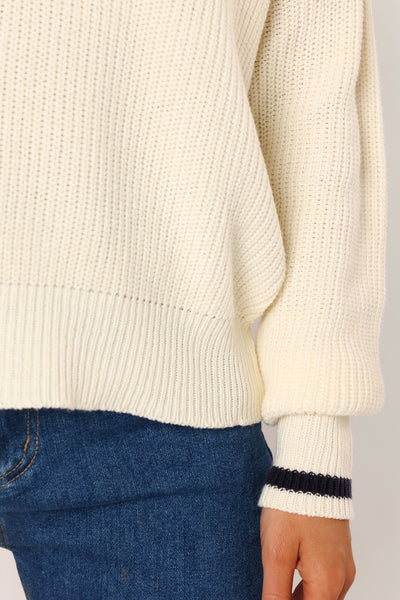 Dominique Contrast Vneck Knit Sweater - Ivory/Navy