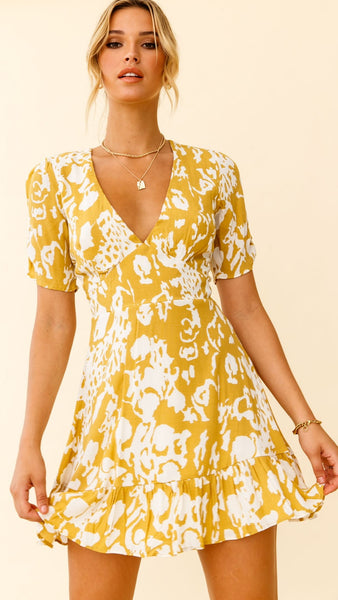 Mustard Stencil Print Ruched Sleeve Tea Dress