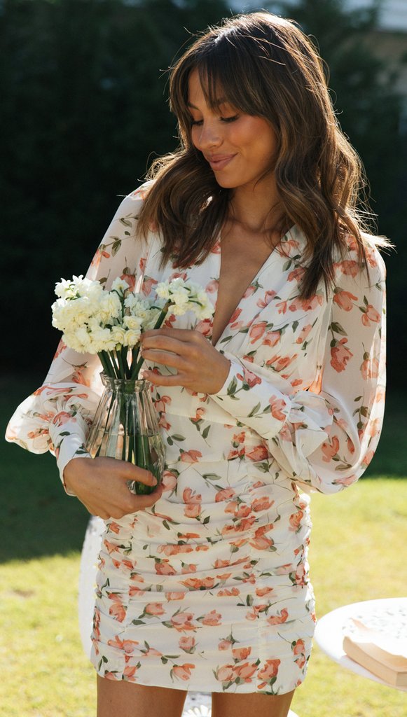 White Floral Long Sleeves Bodycon Dress Gabi Swimwear White Floral Long Sleeves Bodycon Dress Gabi Swimwear