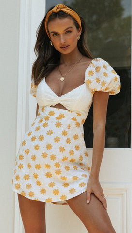 Delicate Sunflower Backless Dress